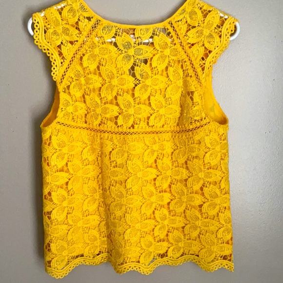 Yellow floral tank / dress shirt - Picture 2 of 4